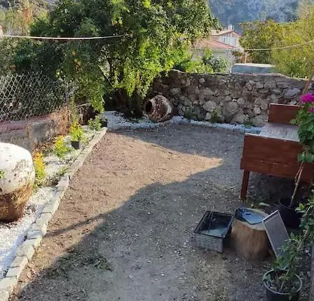 Begonvil Evleri Apartment