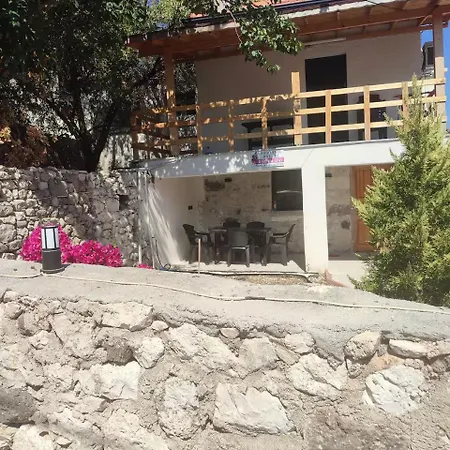 Begonvil Evleri Karaburun (Izmir)